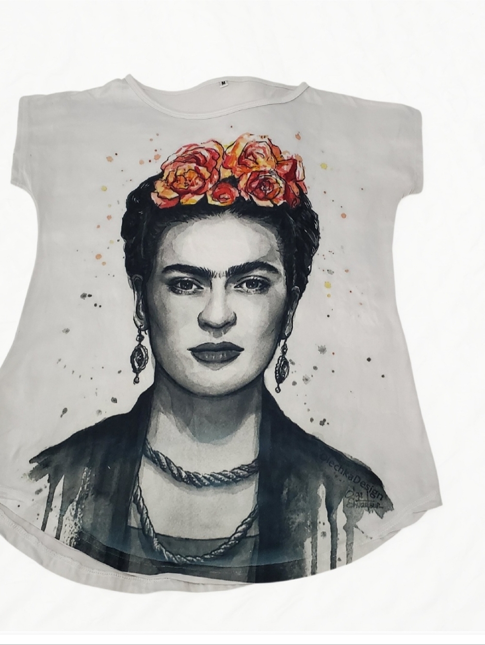 White Graphic Tee  of Frida Kahlo with a Floral Crown PortraitArt Sz M